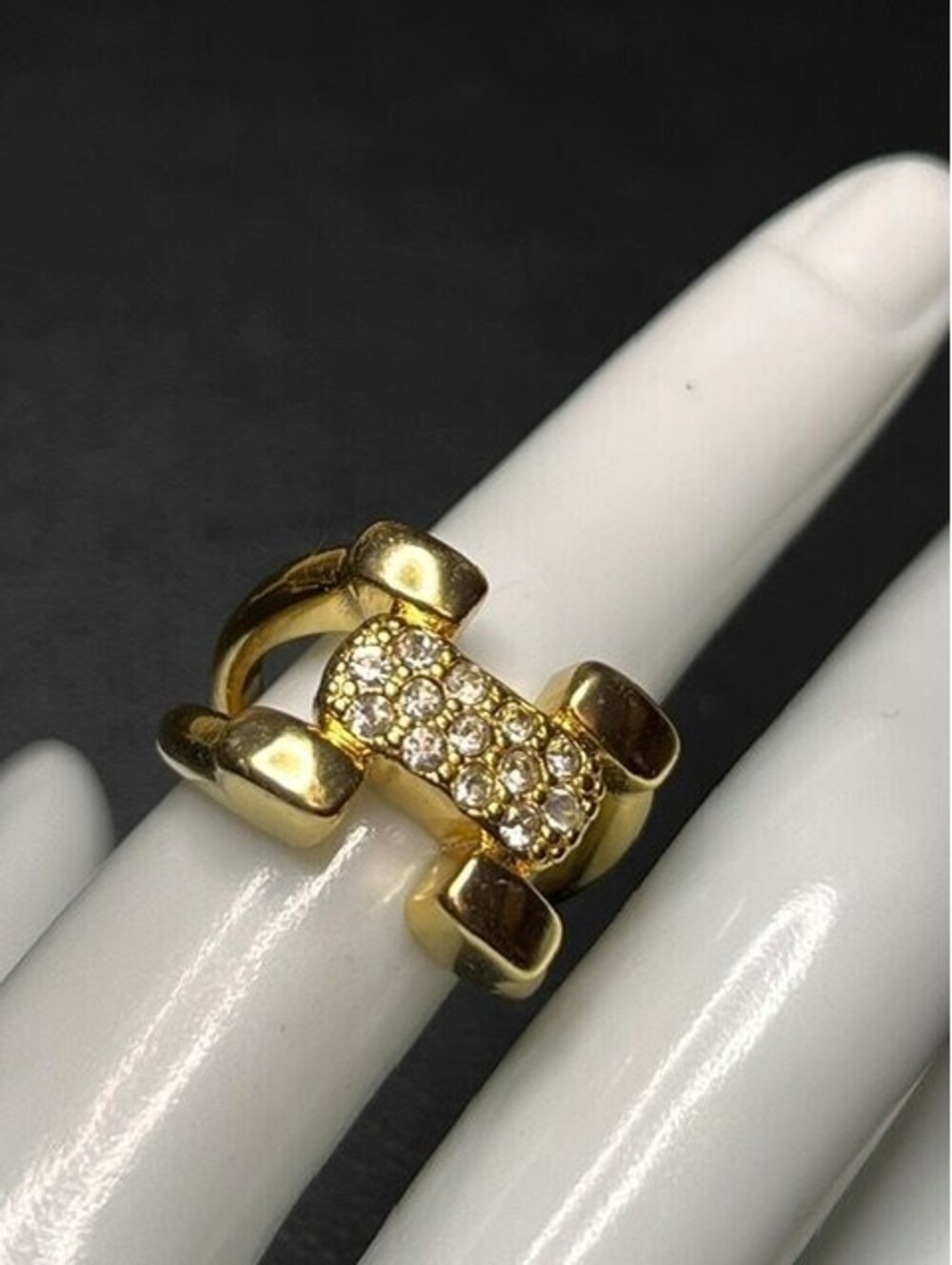 B569 J.CREW Pave Statement Ring Size 6 Gold Tone Clear Rhinestone Fashion